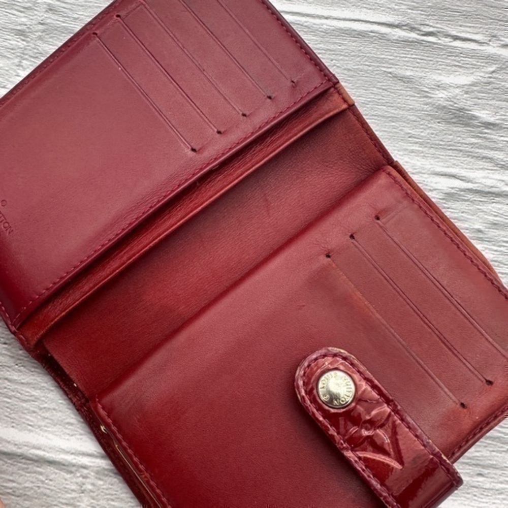 AUTHENTIC Louis Vuitton Vernis Porte Monnaie Billets Viennois wallet